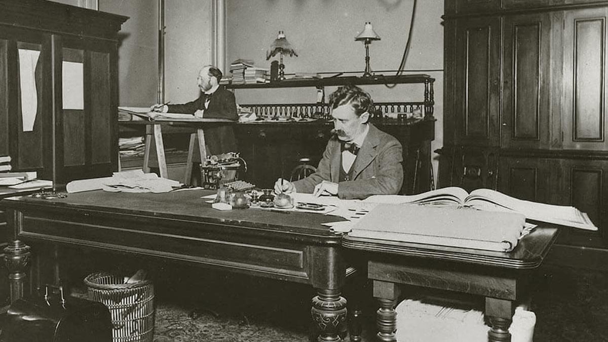 Ledgers and Ledger Accounts Reveal Account Balance and History